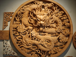 中式团龙圆雕挂饰木雕实拍