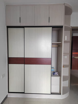 移门衣柜带圆角侧架实拍