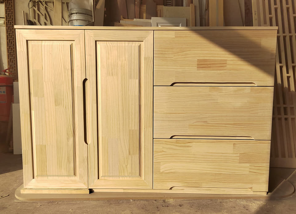 原木两门三抽边柜实拍