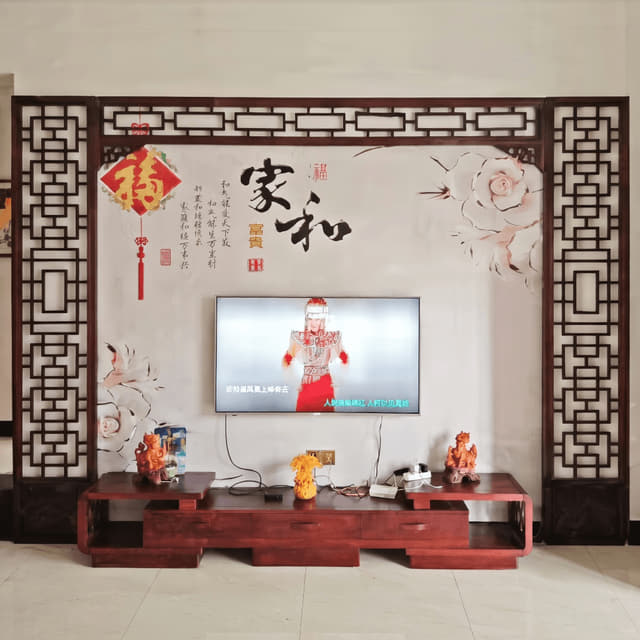 电视背景整墙花格框景客厅实景