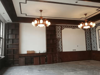 书柜边框装饰花格墙面实景