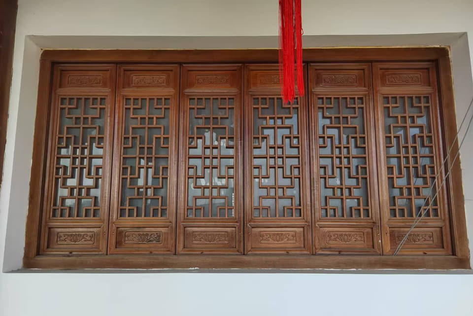 六扇长窗花格窗组实拍