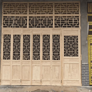 原木整樘花格门楼门实拍