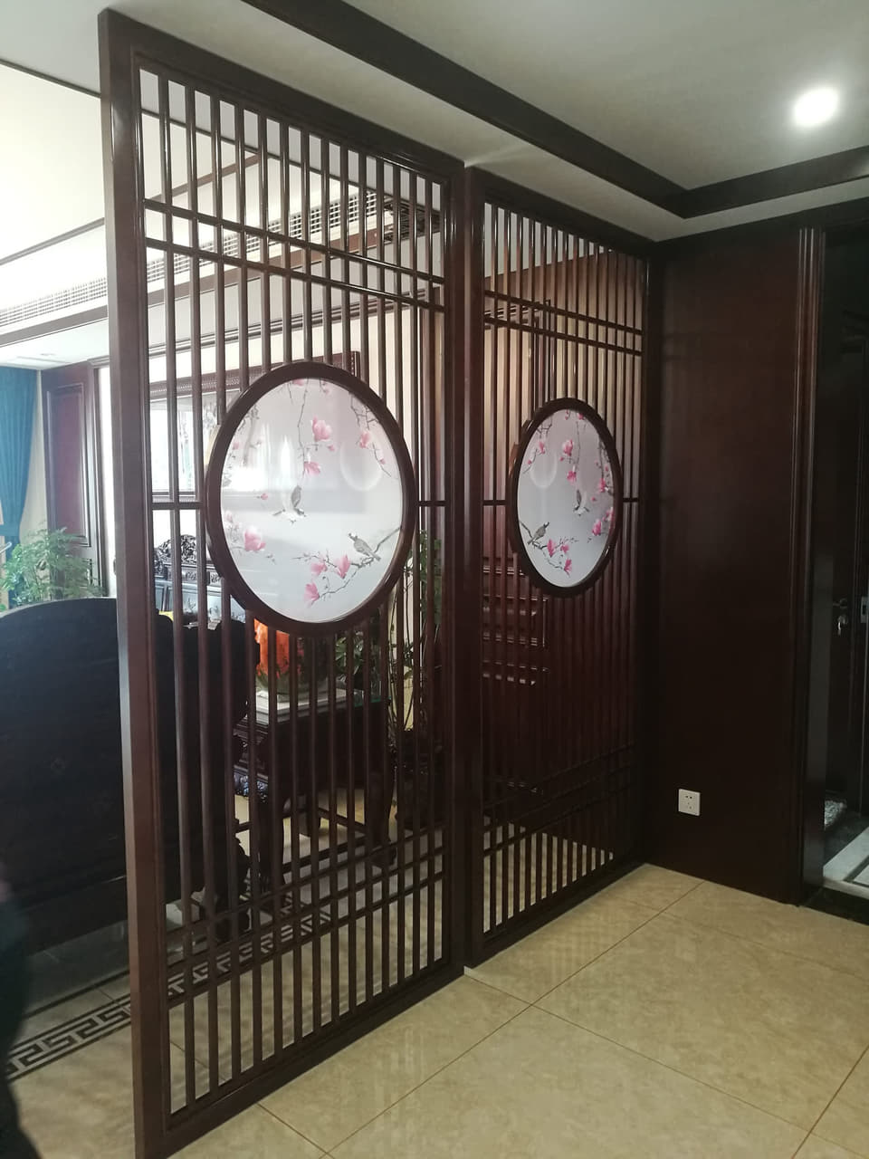 圆景花鸟双联隔断实拍