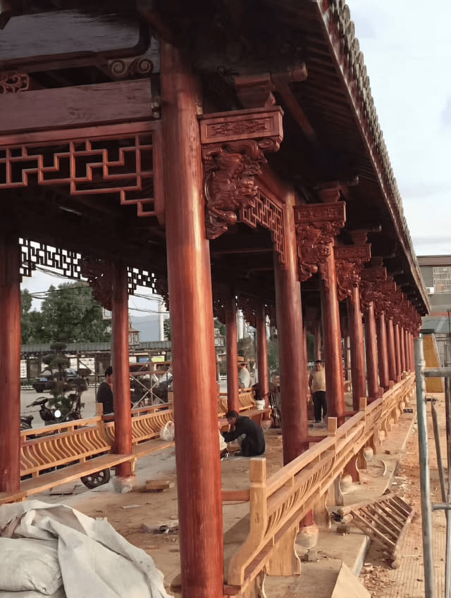 仿古回廊栏杆与挂落实景