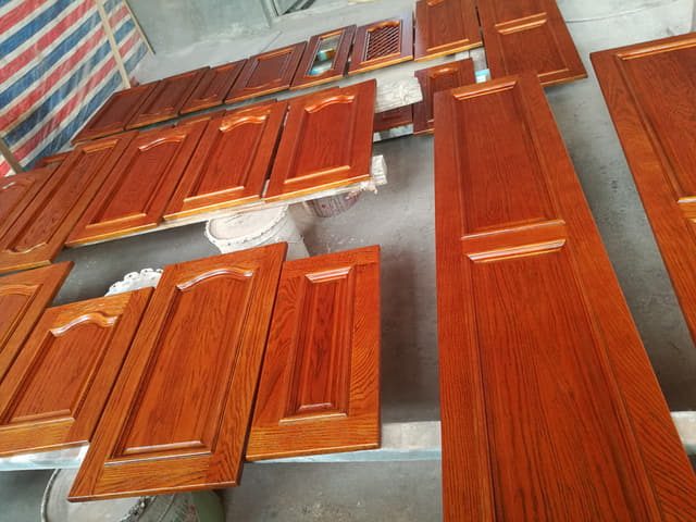 成品包装与物流发货现场